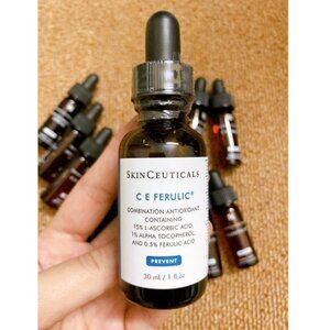 SkinCeuticals C E Ferulic® – Advanced Antioxidant Serum (30ml / 1 fl oz)
